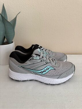 Saucony Grid Gray Sneakers with Aqua Logo — Women's Athletic Shoes